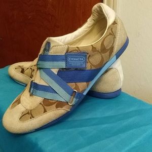 Womans Coach Juli Sneakers